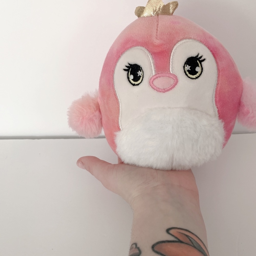 Squishmallows 5” Series 2 Mystery Bag Scented Pink Penguin Plush Limited Edition